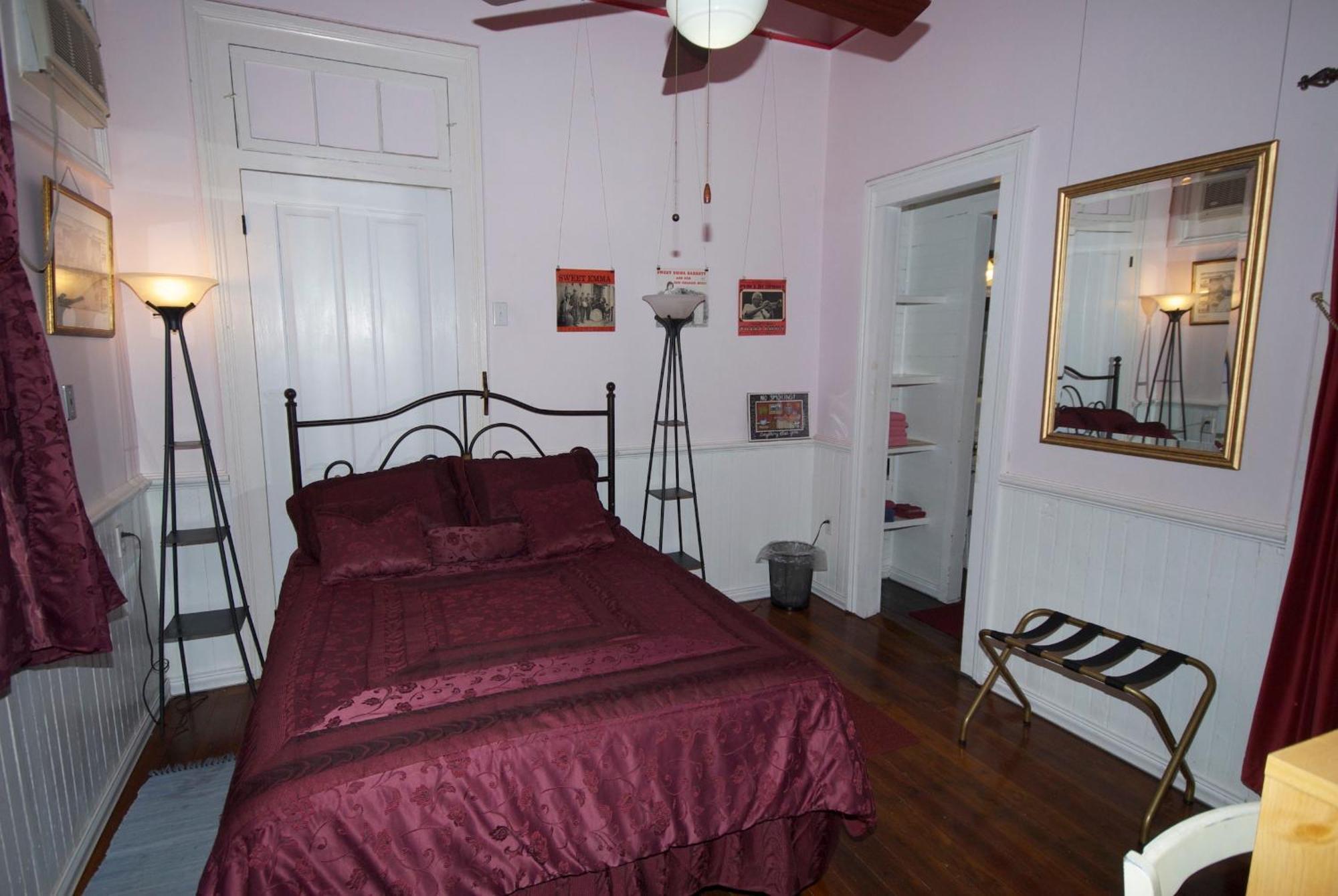 The Burgundy Bed And Breakfast New Orleans Eksteriør billede