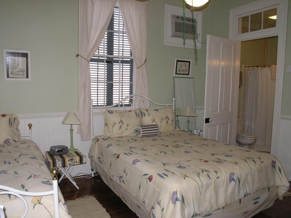 The Burgundy Bed And Breakfast New Orleans Eksteriør billede