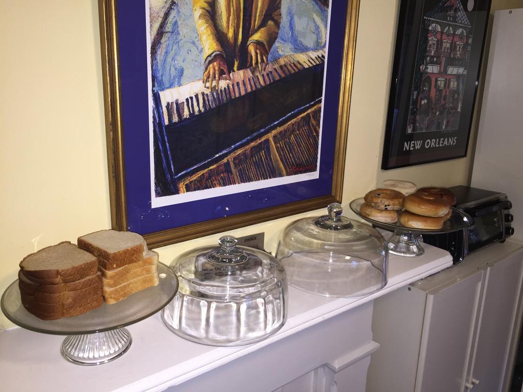 The Burgundy Bed And Breakfast New Orleans Eksteriør billede
